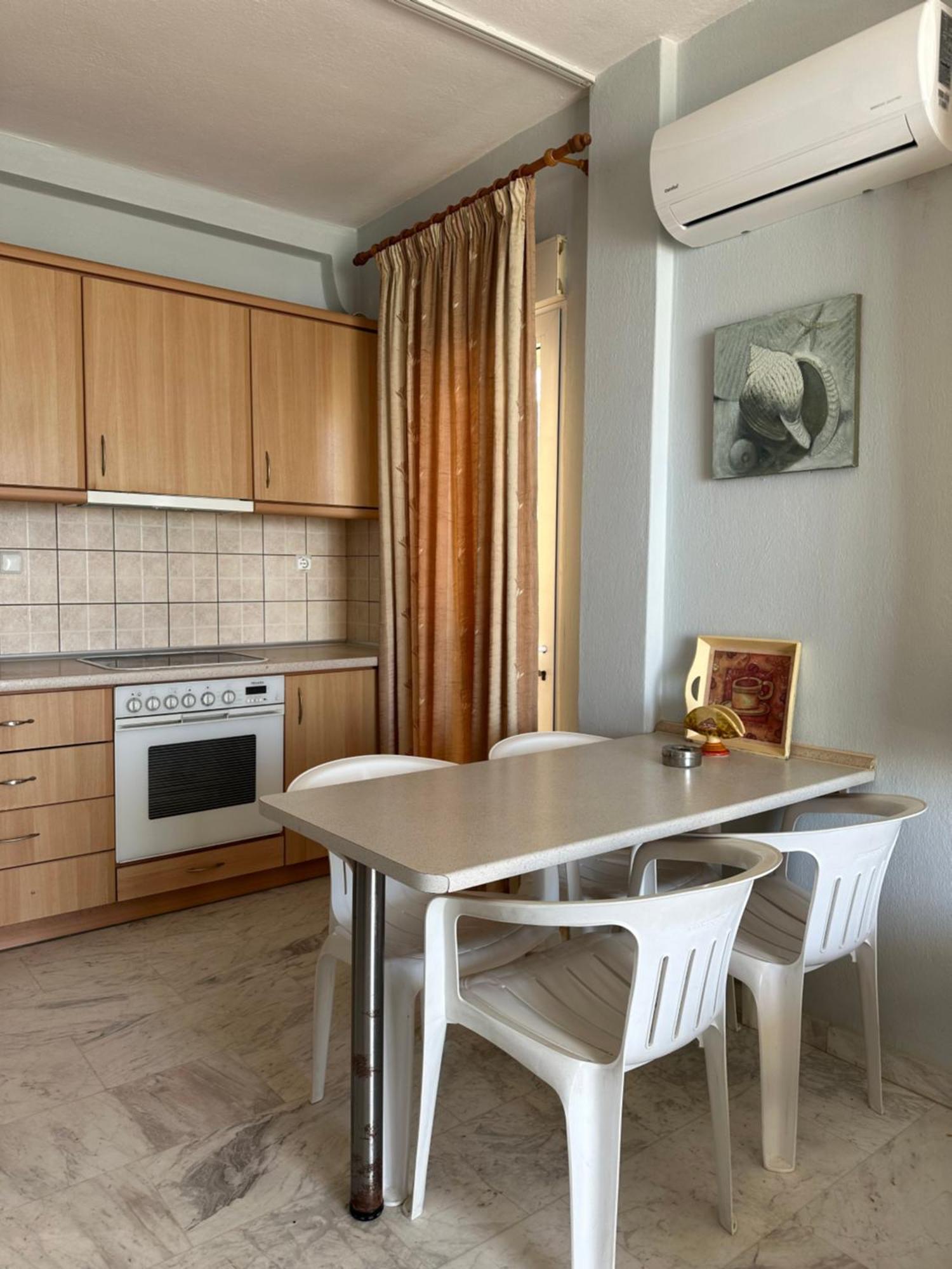 Olympic Beach Rooms Екстер'єр фото