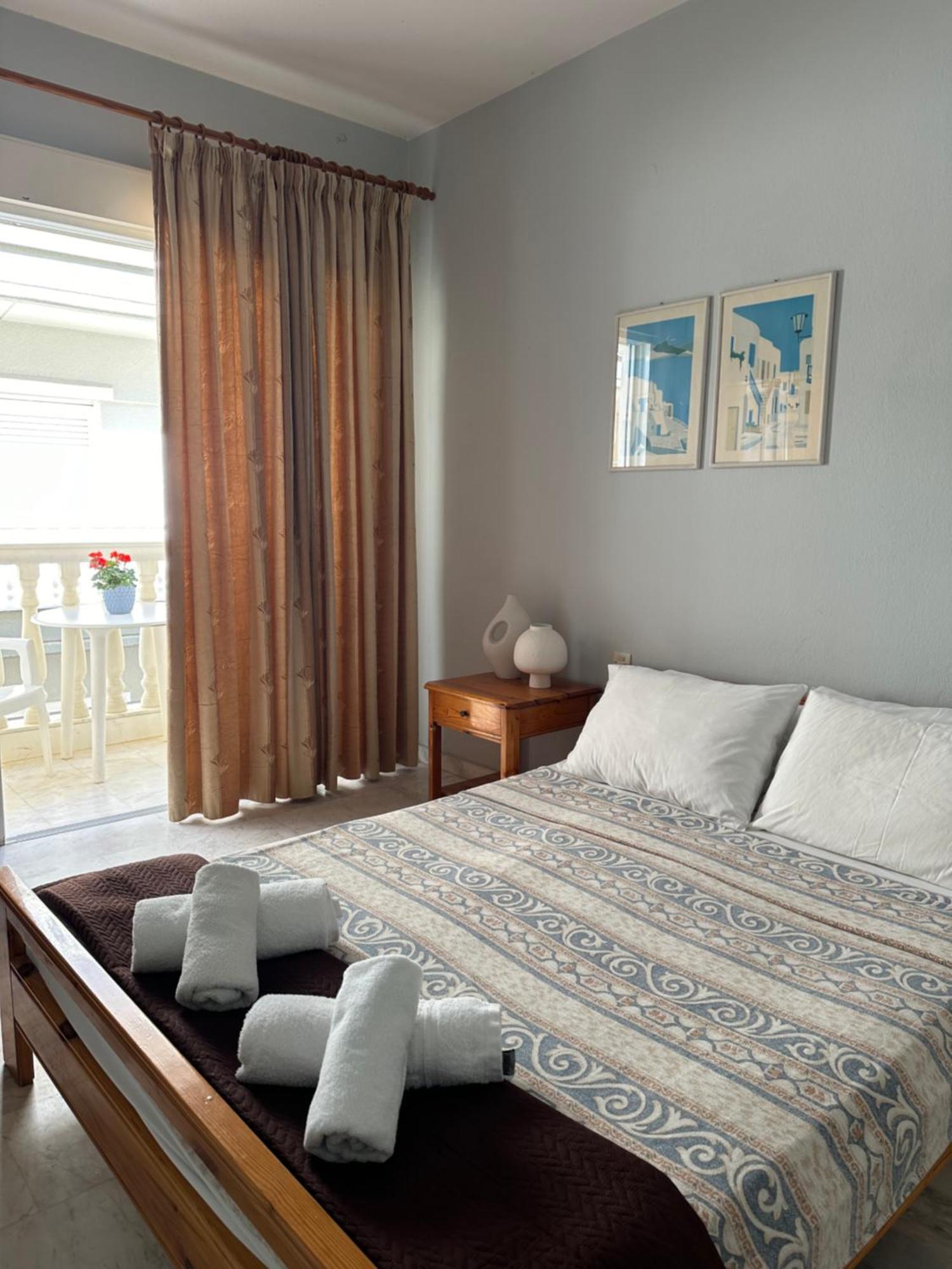Olympic Beach Rooms Номер фото