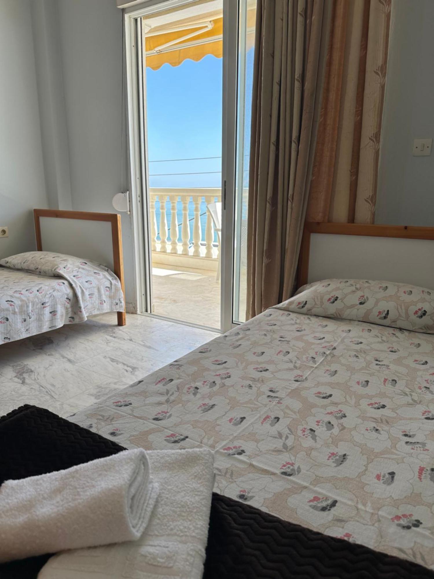 Olympic Beach Rooms Номер фото