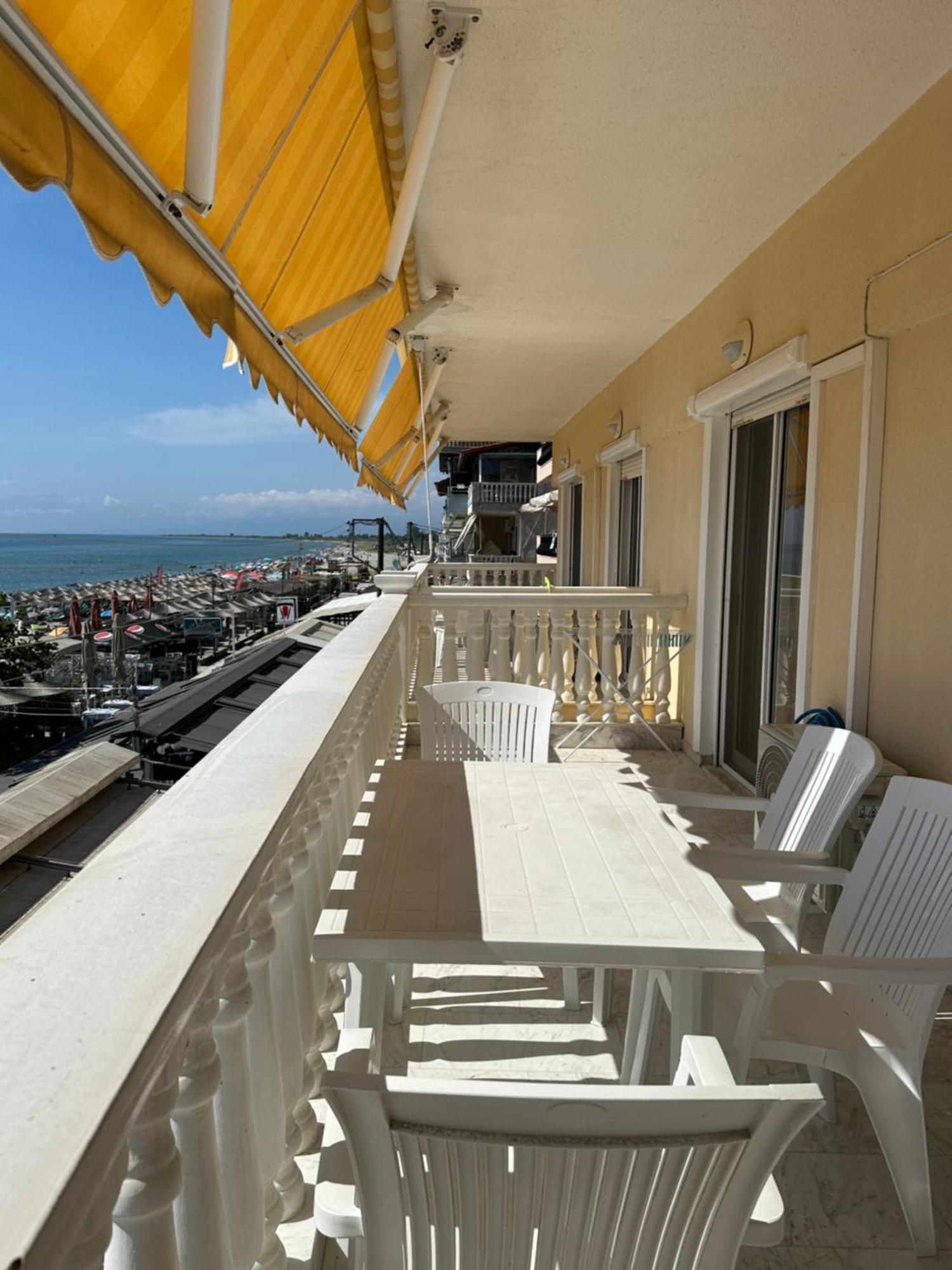 Olympic Beach Rooms Екстер'єр фото